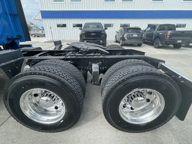 2019 Freightliner Cascadia 126