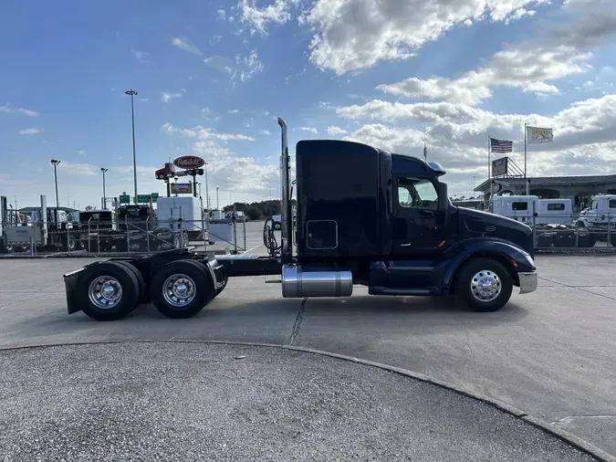 2020 Peterbilt 579