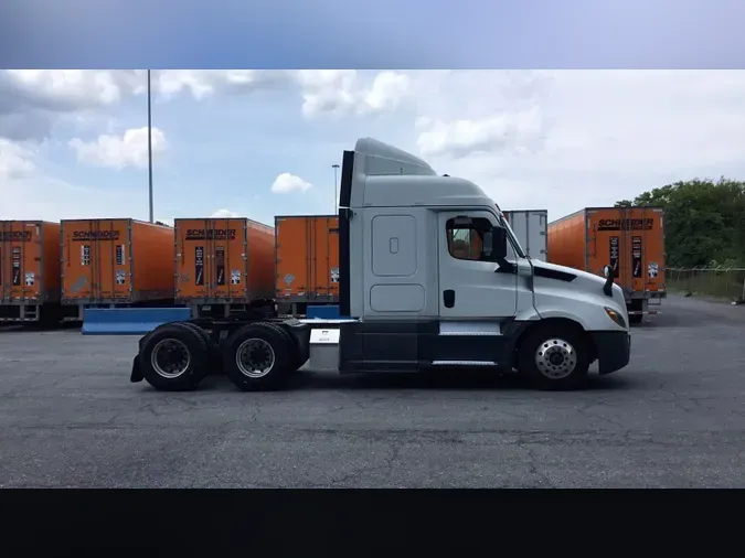 2020 Freightliner Cascadia