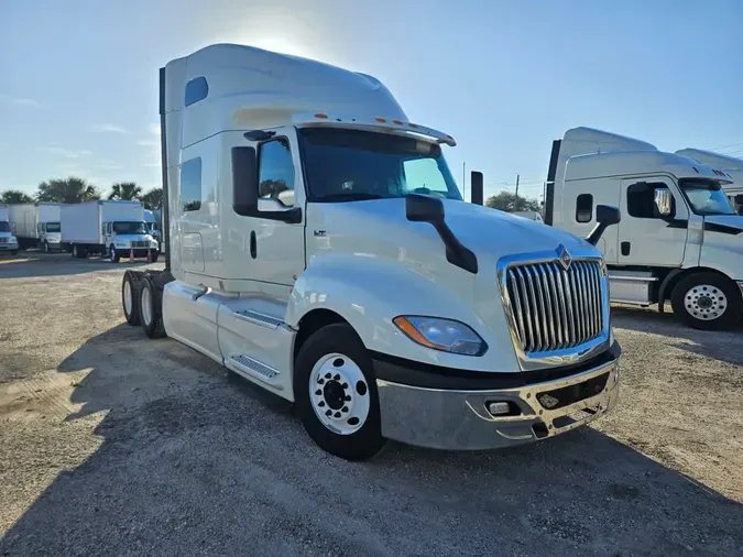 2020 NAVISTAR INTERNATIONAL LT625 SLPR CABeecd9043812fbcb5cc042c90c71b78b0