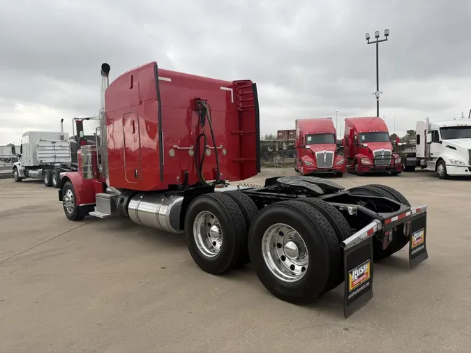 2020 Peterbilt 389