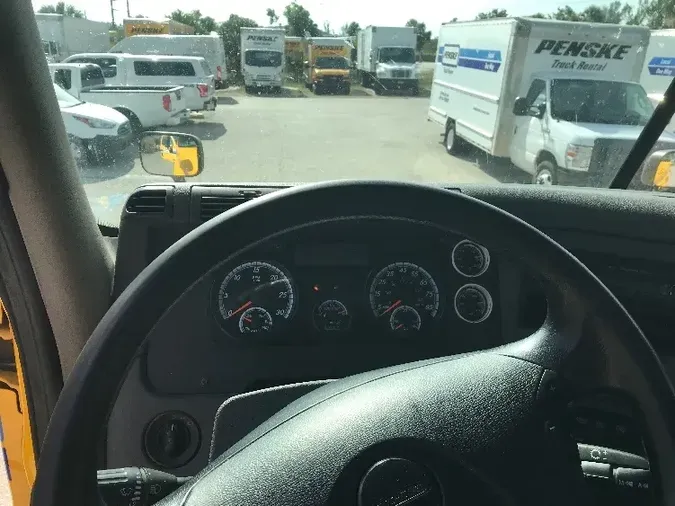 2016 FREIGHTLINER X12564ST
