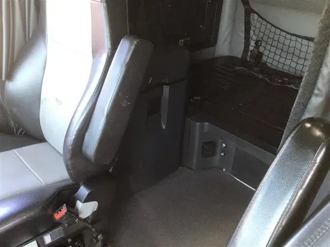 2021 FREIGHTLINER CA126
