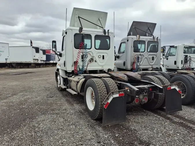 2019 FREIGHTLINER/MERCEDES CASCADIA 113eed466706ada3cce924b32adab86e264