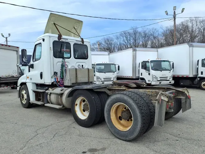 2018 FREIGHTLINER/MERCEDES CASCADIA 125