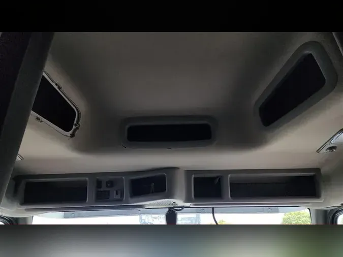 2020 VOLVO VNL640