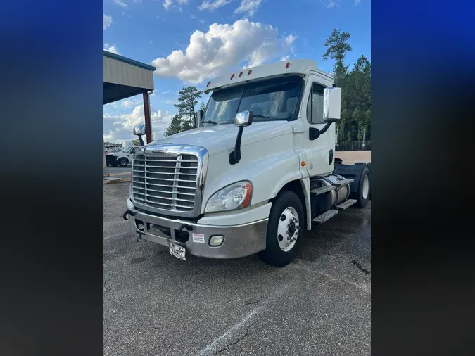 2020 FREIGHTLINER/MERCEDES CASCADIA 125