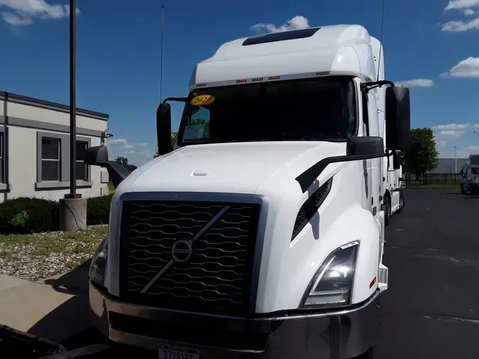 2020 VOLVO VNL64T-760
