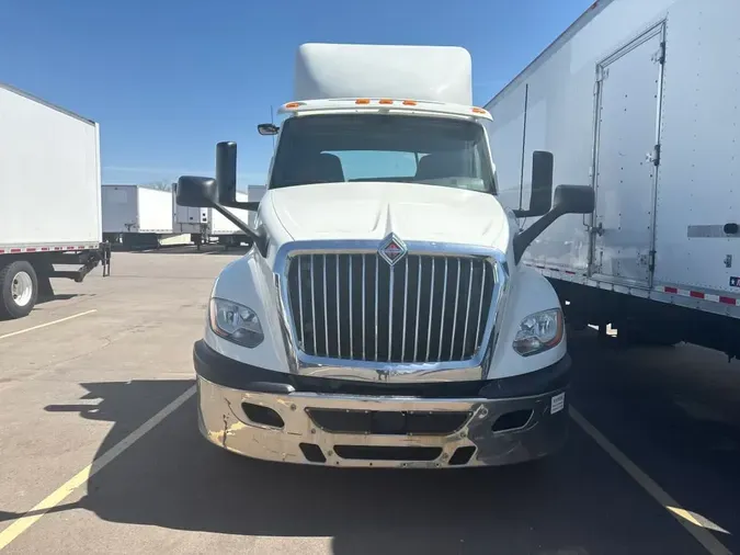 2019 NAVISTAR INTERNATIONAL LT625 DAYCAB T/A