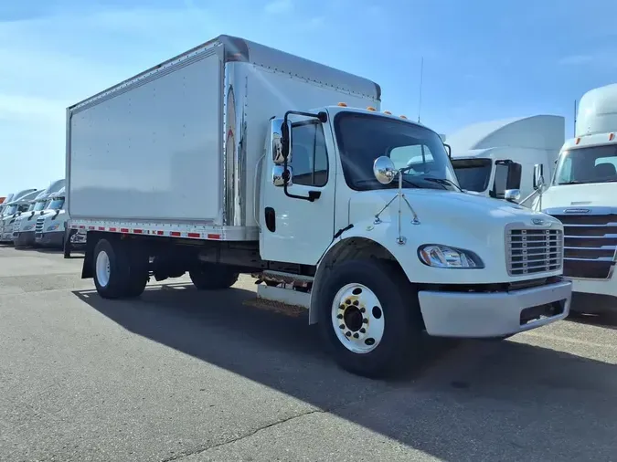2019 FREIGHTLINER M2 106