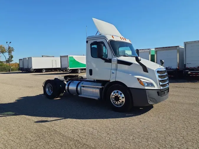 2020 FREIGHTLINER/MERCEDES NEW CASCADIA 116eedfc5308c68ab89888271d82ef3f082