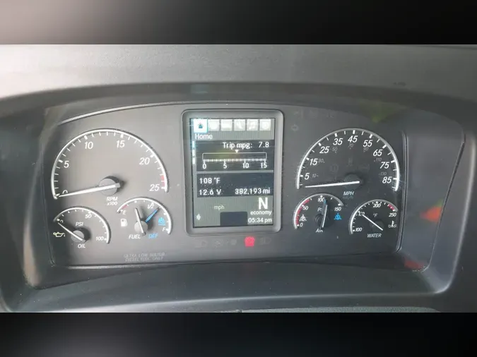 2023 Freightliner Cascadia 126
