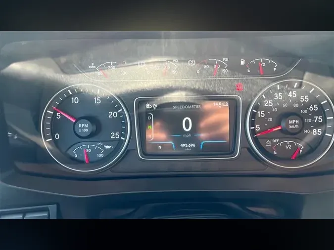 2021 INTERNATIONAL LT