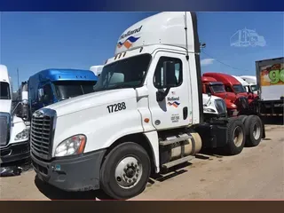 2017 FREIGHTLINER CASCADIA 125