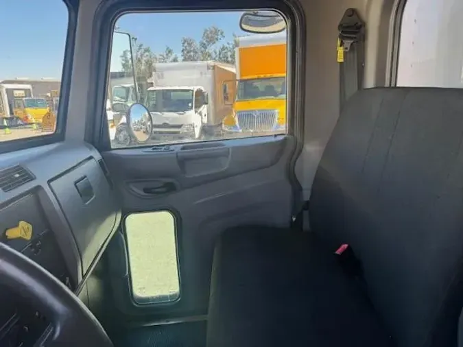 2020 Peterbilt 337