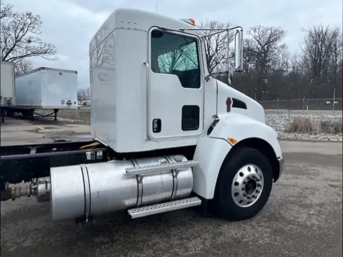 2020 Kenworth T270