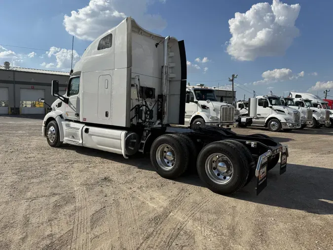 2022 Peterbilt 579