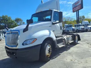 2021 NAVISTAR INTERNATIONAL LT625 DAYCAB S/A