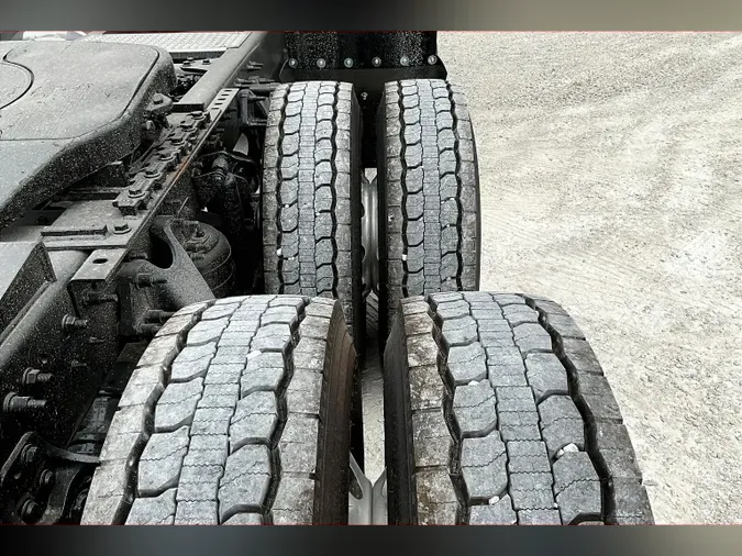 2022 INT LT625 6x4