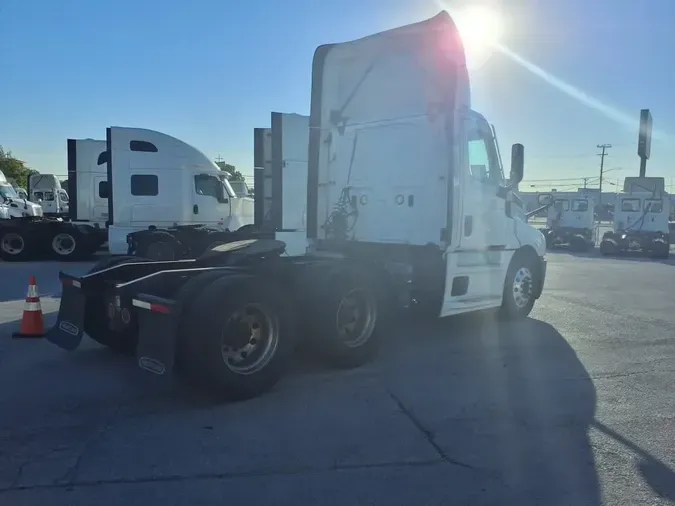 2022 FREIGHTLINER/MERCEDES NEW CASCADIA PX12664