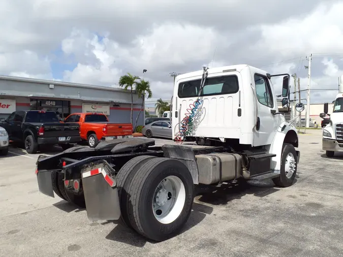 2016 FREIGHTLINER/MERCEDES M2 106