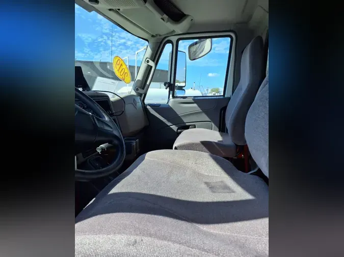2019 NAVISTAR INTERNATIONAL 4300