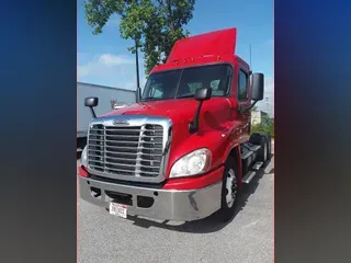 2016 Freightliner CASCADIA 125