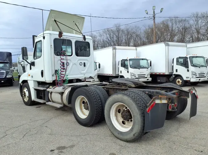 2019 FREIGHTLINER/MERCEDES CASCADIA 125