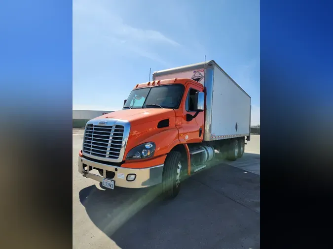 2018 FREIGHTLINER/MERCEDES CASCADIA 113