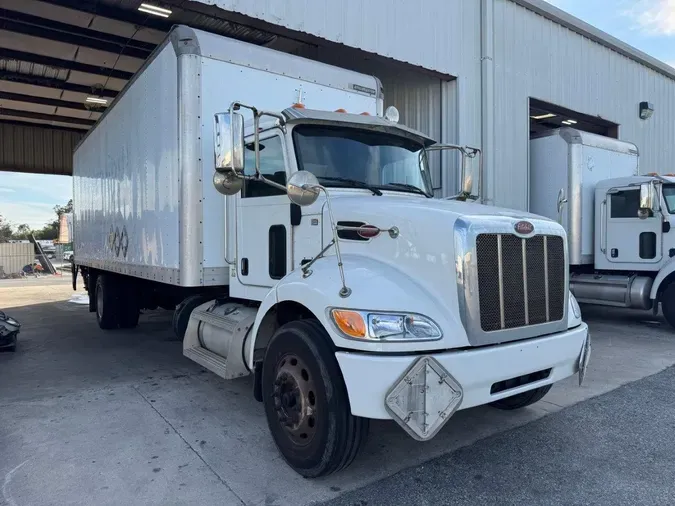 2017 Peterbilt 337