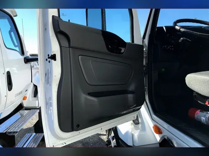 2021 INT LT625 6x4eefc728f79713bc813293752f8313a61