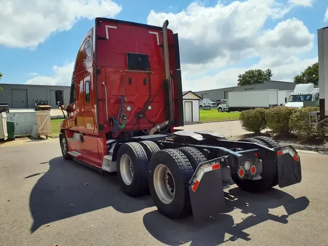 2020 FREIGHTLINER CASCADIA 125