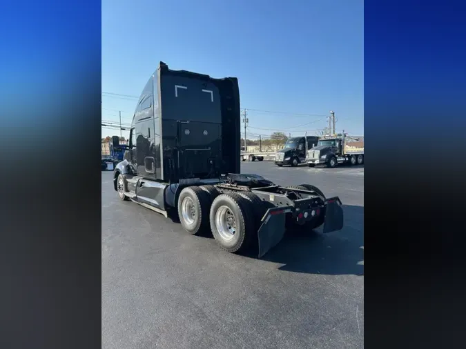 2021 Kenworth T680