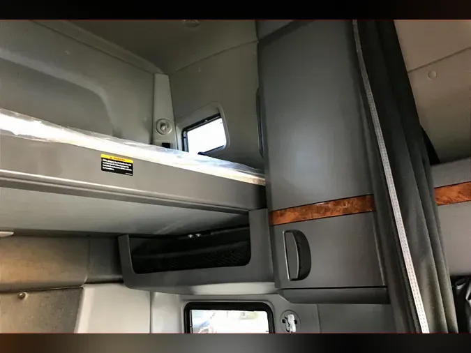 2021 INT LT625 6x4