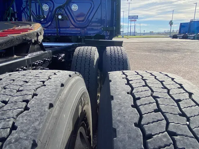 2022 Freightliner Cascadia