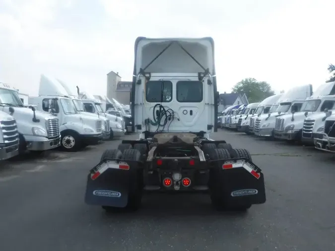 2019 FREIGHTLINER NEW CASCADIA PX12664