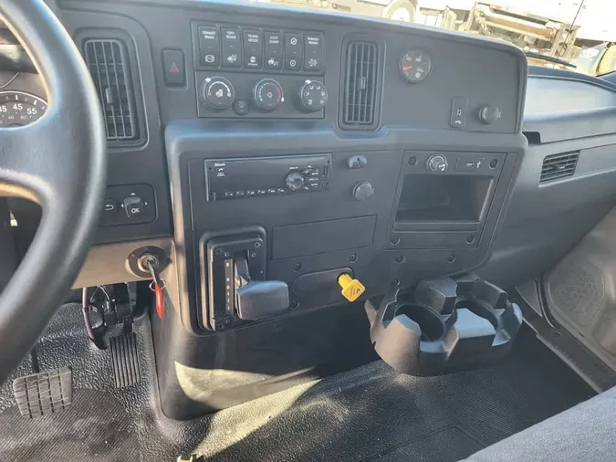 2020 NAVISTAR INTERNATIONAL MV607 (4X2)