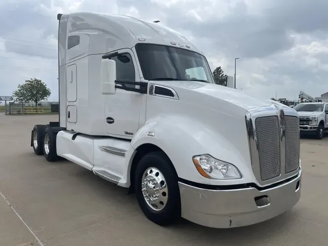 2020 Kenworth T680