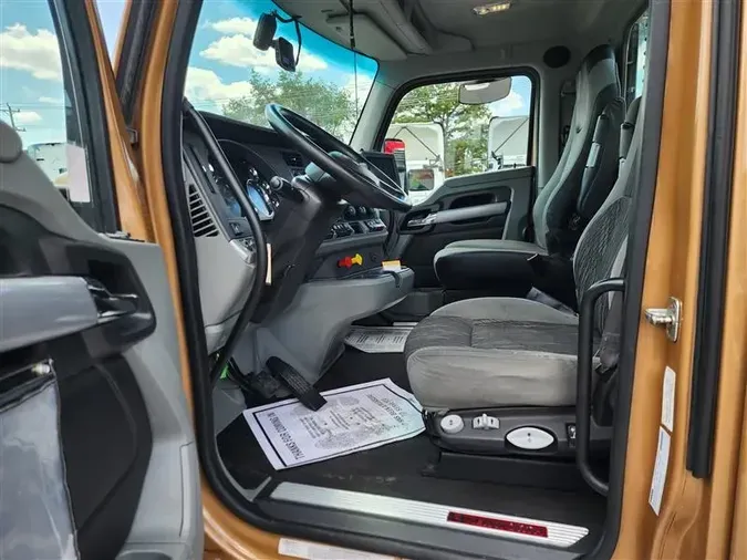 2022 KENWORTH T680