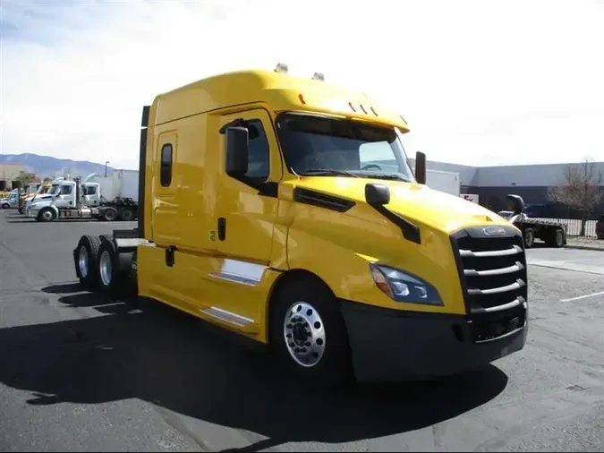 2020 FREIGHTLINER CA126ef13eb2ffd0fd147a58903c9c6384771
