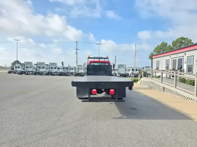 2018 FREIGHTLINER/MERCEDES M2 106