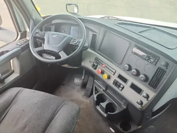 2019 FREIGHTLINER NEW CASCADIA PX12664