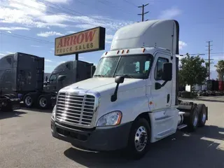 2016 FL CASCADIA