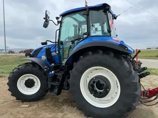 2021 NEW HOLLAND T5.120