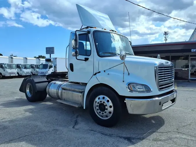 2019 FREIGHTLINER M2-112