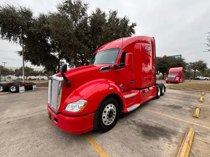 2020 Kenworth T680