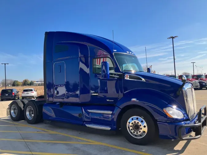 2021 Kenworth T680