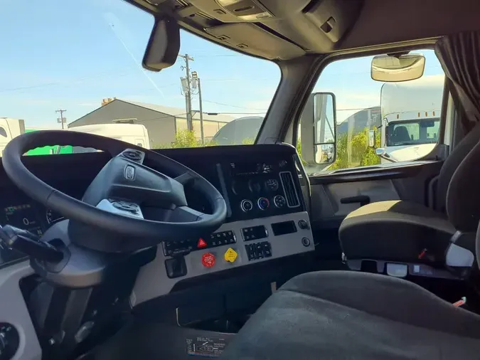 2020 FREIGHTLINER NEW CASCADIA PX12664