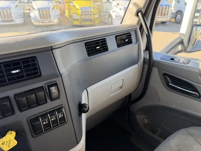 2019 Peterbilt 579ef2929e358ca745bc1c1af295596a22e