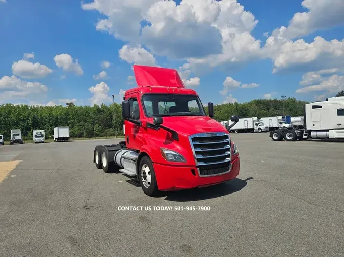 2019 FREIGHTLINER NEW CASCADIA 116
